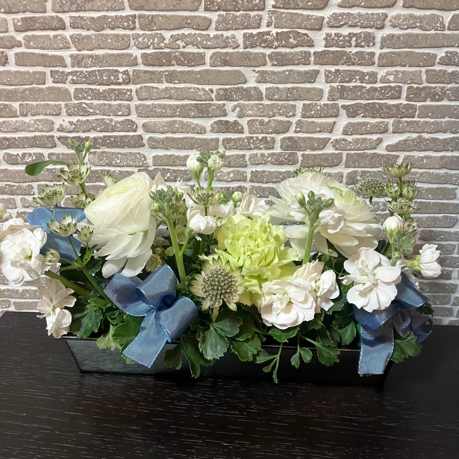 Flower Arrangement image1