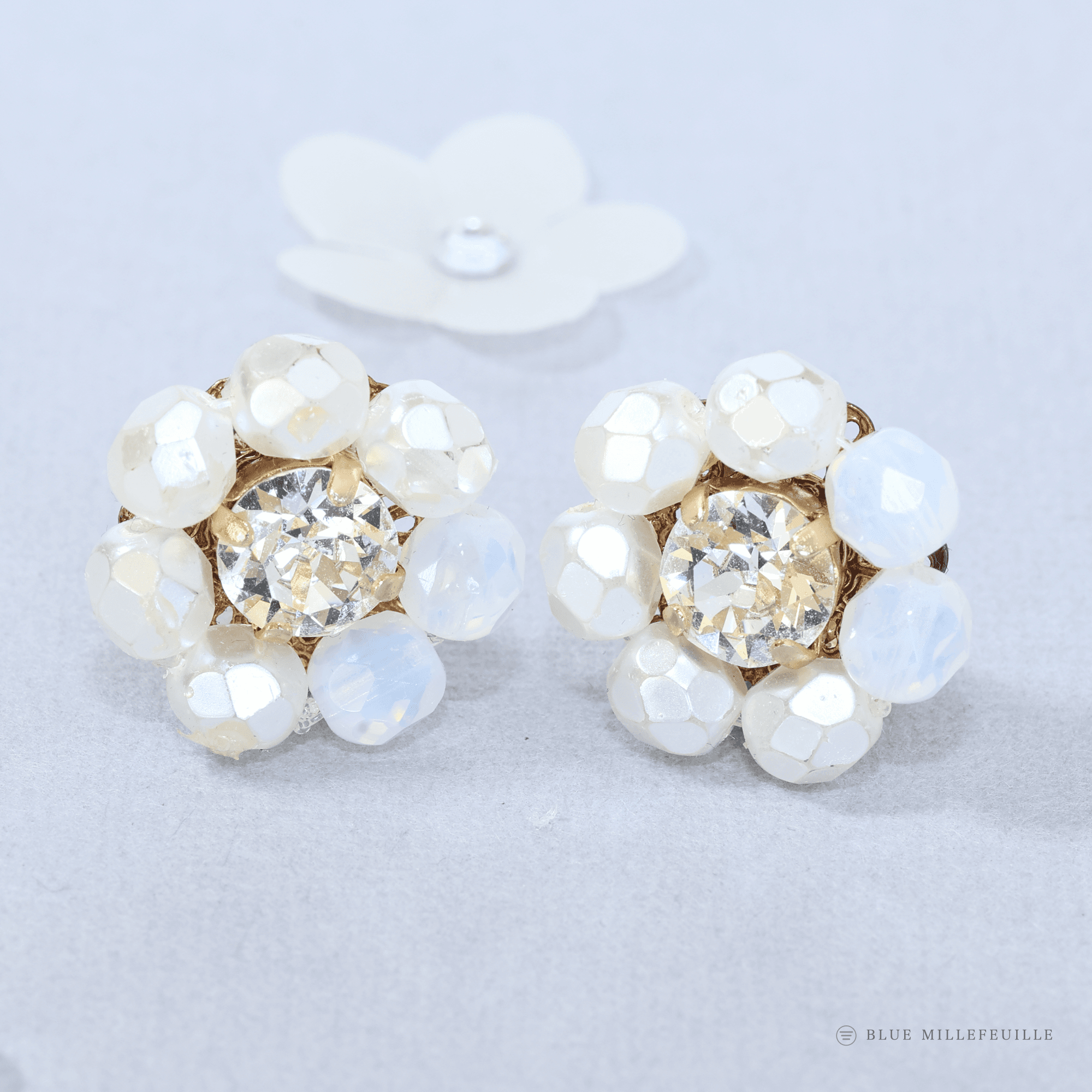 Czech Flower(White x Gold)